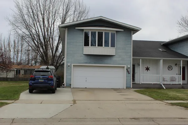 $259,900 | 2108 28th Avenue South, Fargo, ND 58103