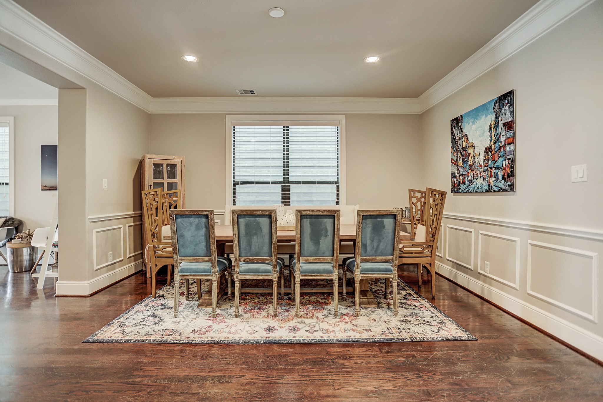 213 West 26th Street Houston, TX 77008 - Photo 8 of 33 a dining room with furniture a rug and wooden floor