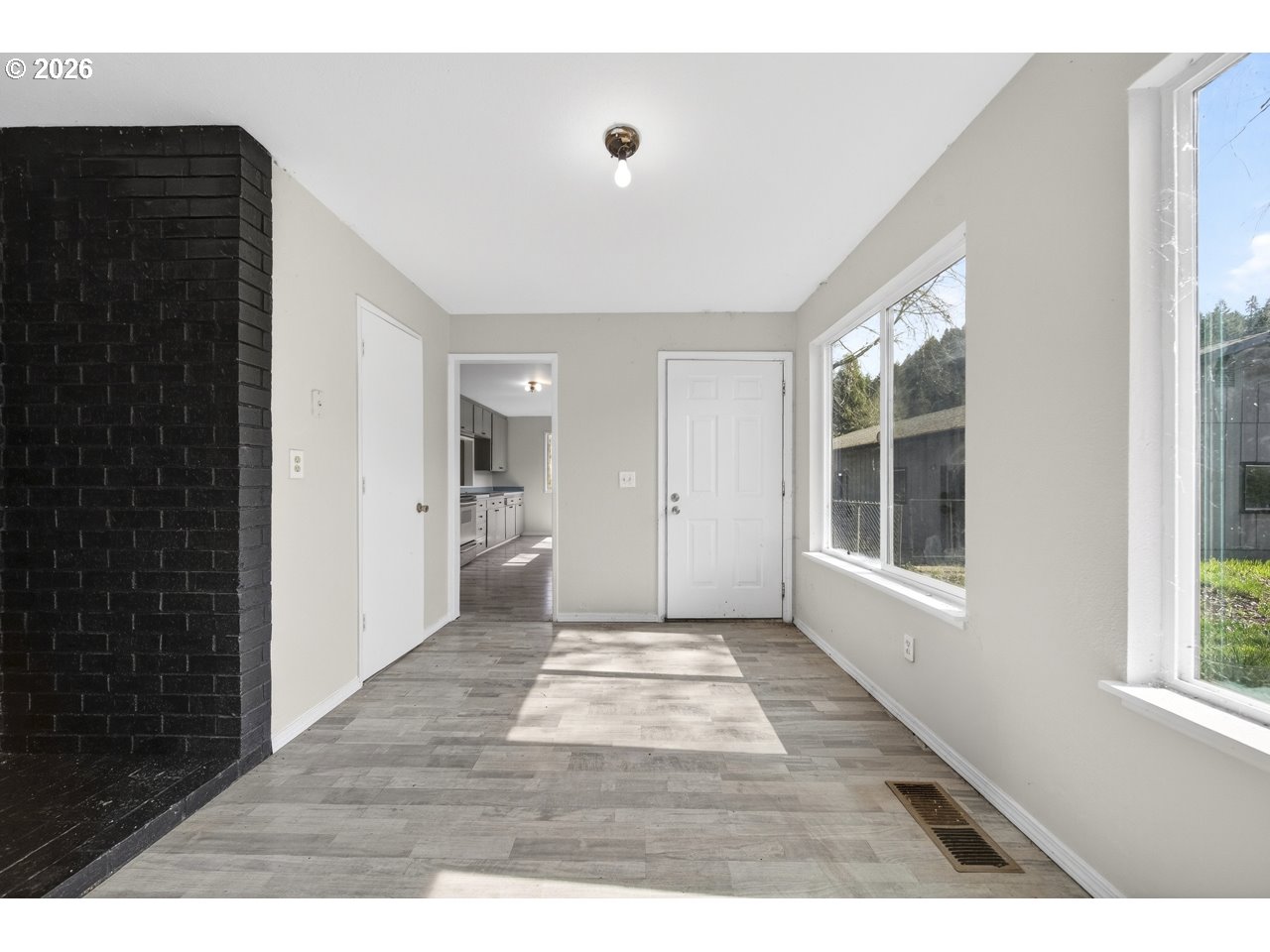 1355 Days Creek Cutoff Road Myrtle Creek, OR 97457 - Photo 17 of 43