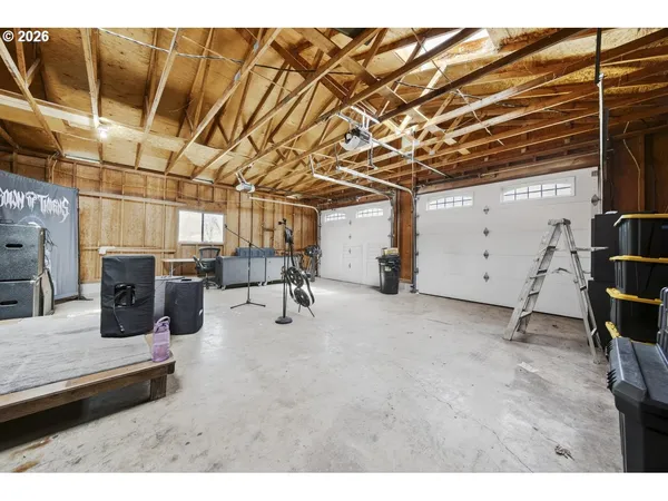 $479,000 | 1355 Days Creek Cutoff Road, Myrtle Creek, OR 97457