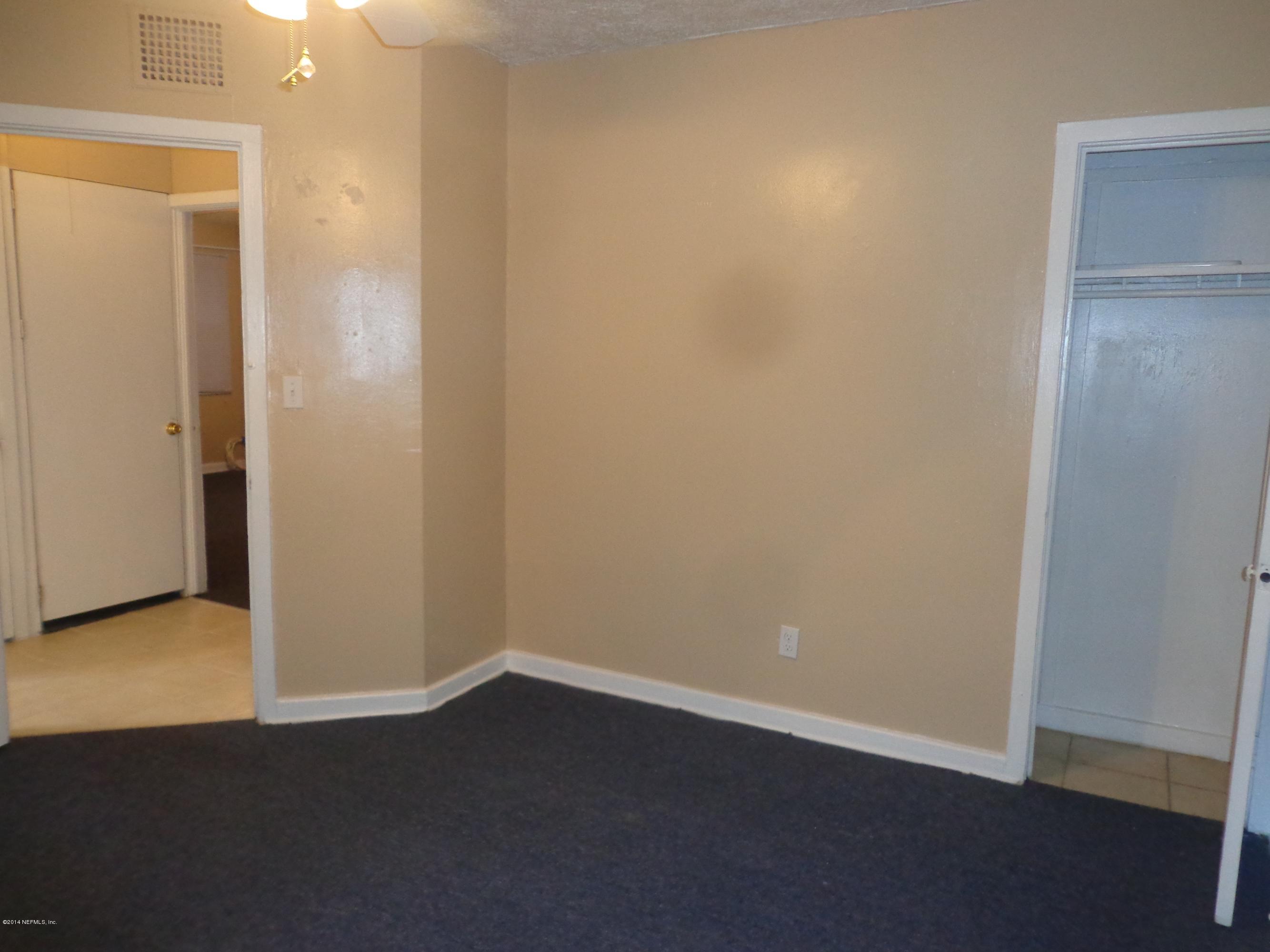 1423 Ron Road Jacksonville, FL 32210 - Photo 12 of 19 DSC01265