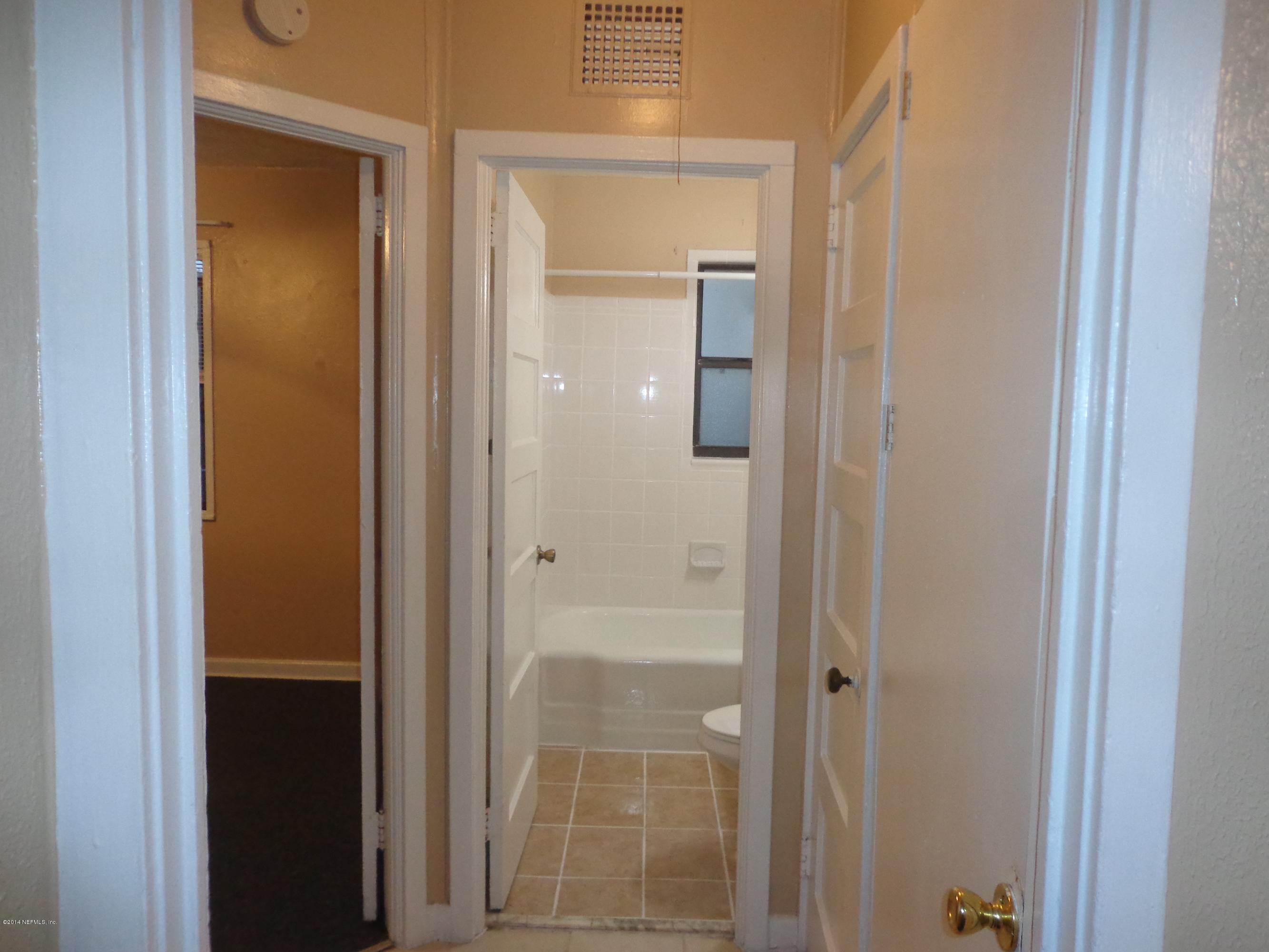 1423 Ron Road Jacksonville, FL 32210 - Photo 9 of 19 DSC01261