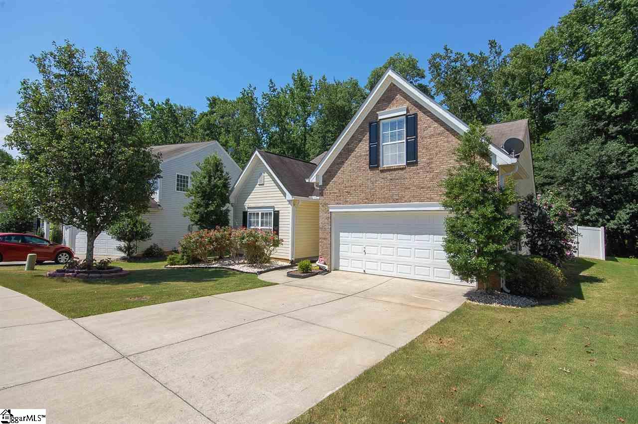 39 Farmbrook Way Simpsonville, SC 29681 - Photo 2 of 34 Gallery Image 2