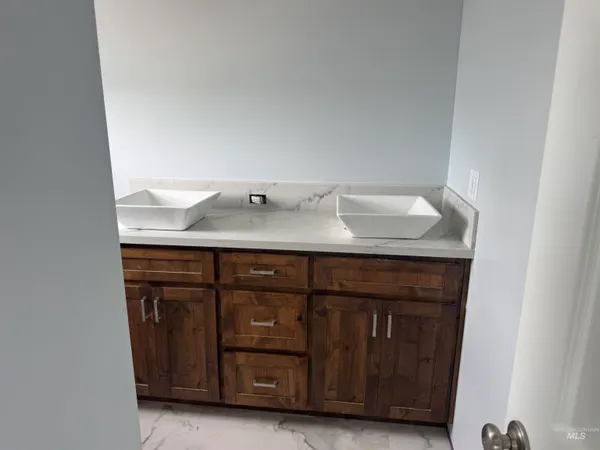 $380,000 | 1505 Tverdy Lane, Buhl, ID 83316