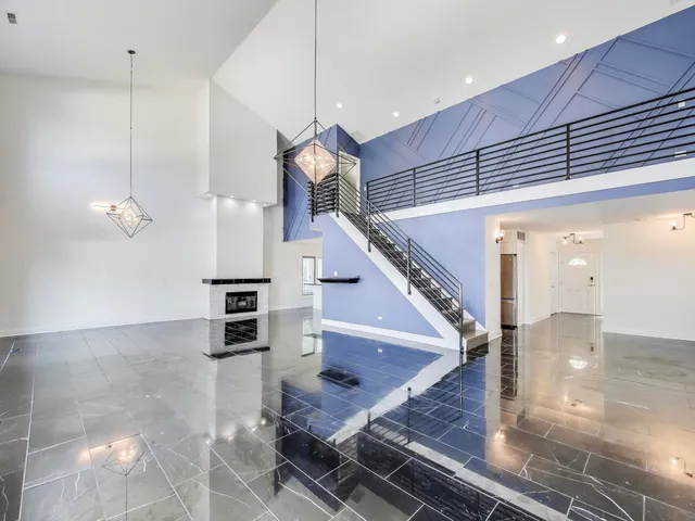 a view of entryway and hall