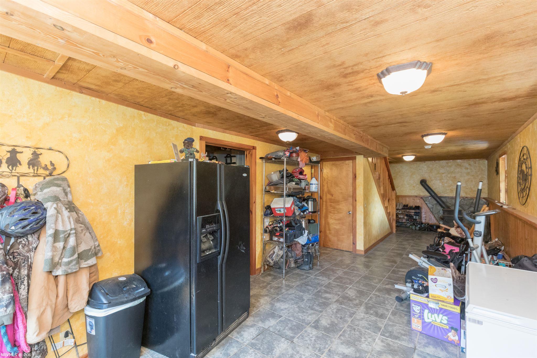 5305 Spring Valley Road, Unit 1 Elk Creek, VA 24326 - Photo 36 of 68 Gallery Image 36