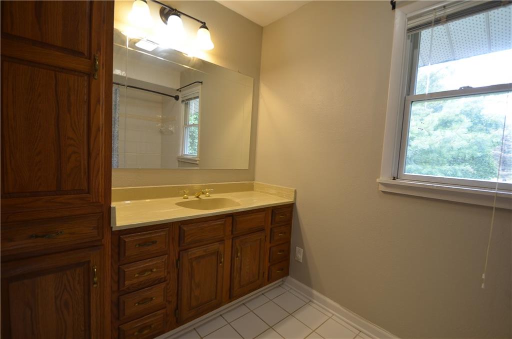 141 Youkers Road Butler, PA 16001 - Photo 18 of 25 Second full bath has ceramic floor & tub/shower surround