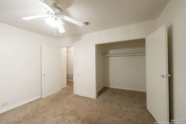 $925 | 6950 Lark Haven Lane, Unit 2, San Antonio, TX 78263