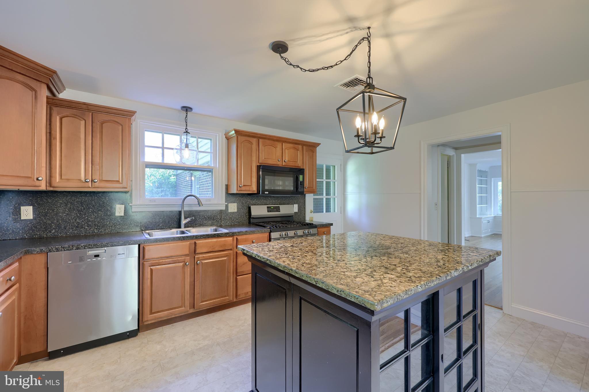 225 East Roseville Road Lancaster, PA 17601 - Photo 11 of 48 Gallery Image 11