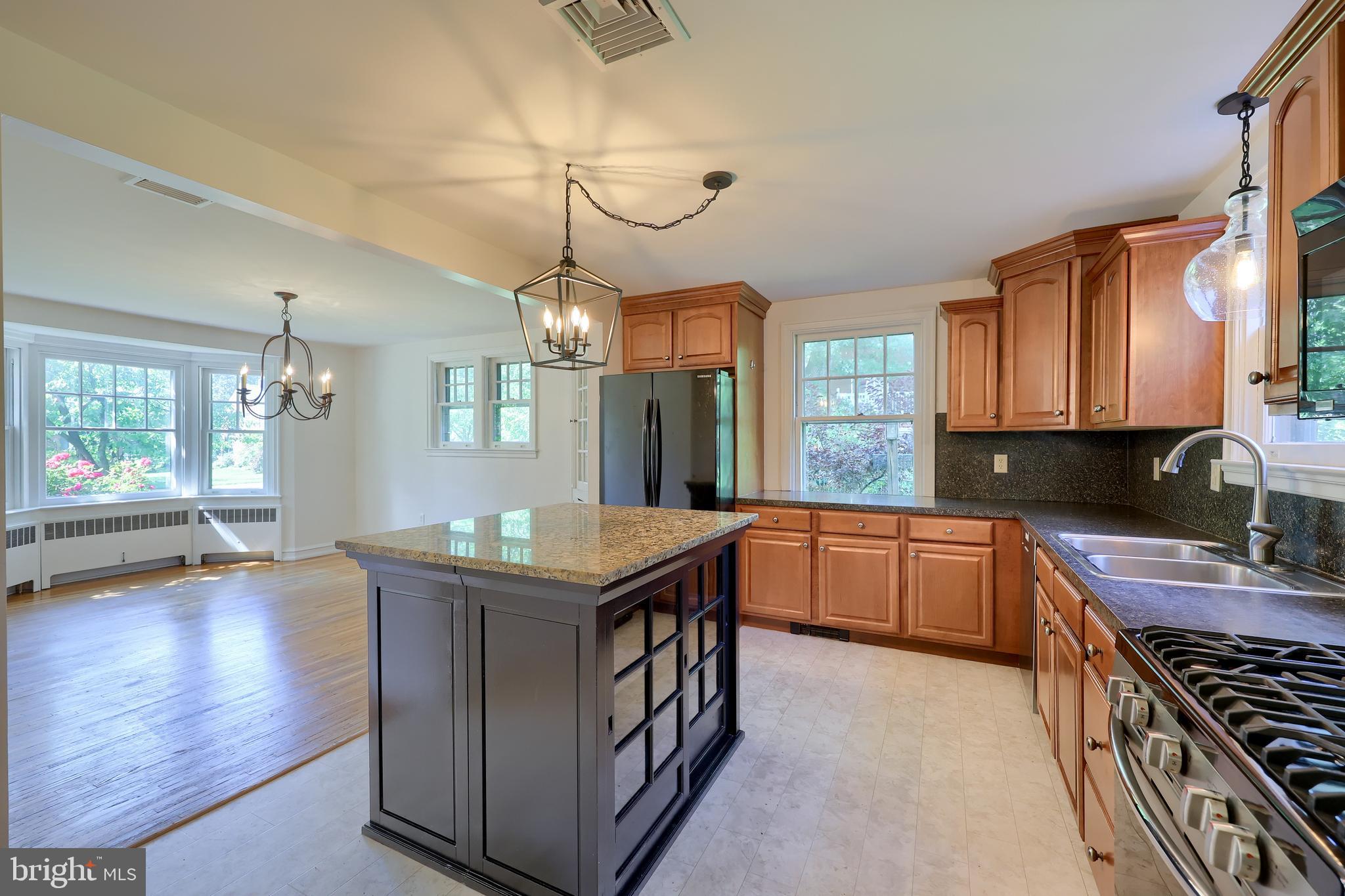 225 East Roseville Road Lancaster, PA 17601 - Photo 9 of 48 Gallery Image 9