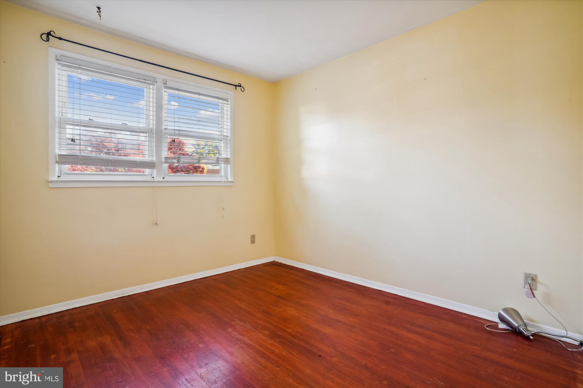 5406 Nutting Drive Springfield, VA 22151 - Photo 20 of 48 Bedroom 3