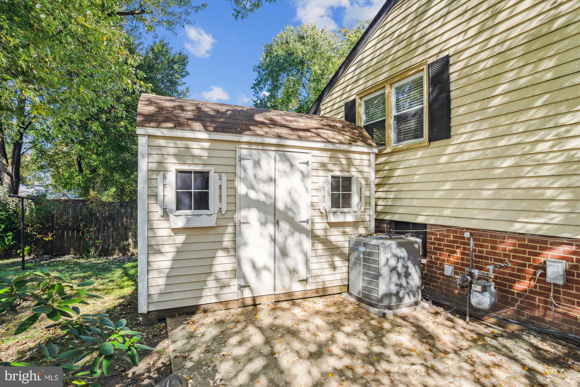 5406 Nutting Drive Springfield, VA 22151 - Photo 32 of 48 Shed