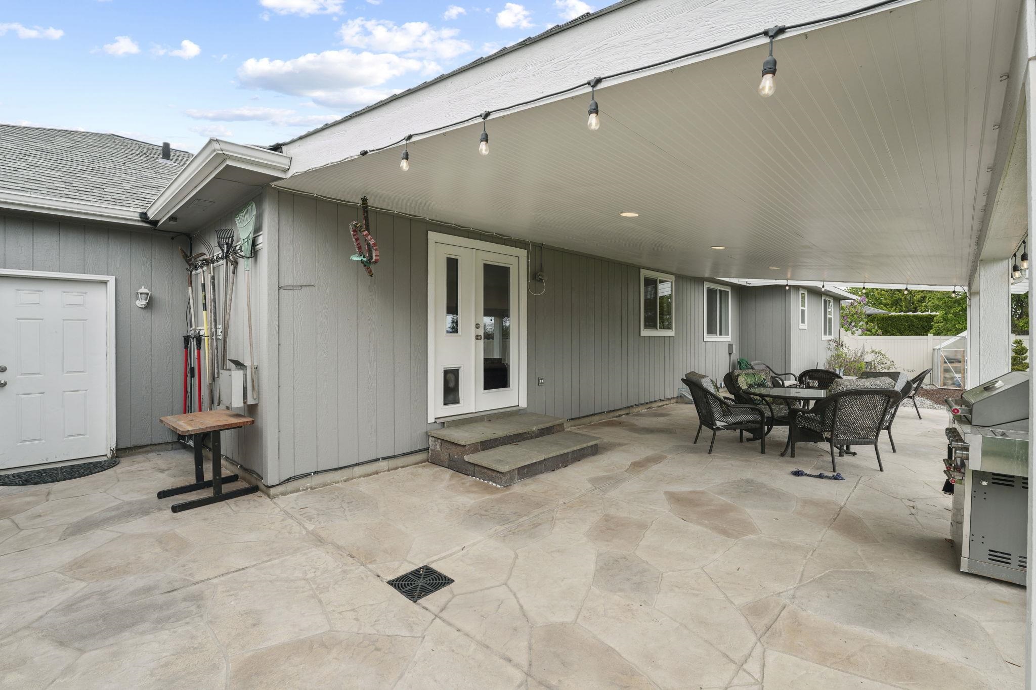6406 West Sundance Drive Spokane, WA 99208 - Photo 15 of 21