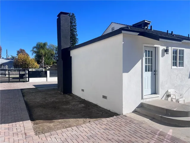 a view of a house with a outdoor space