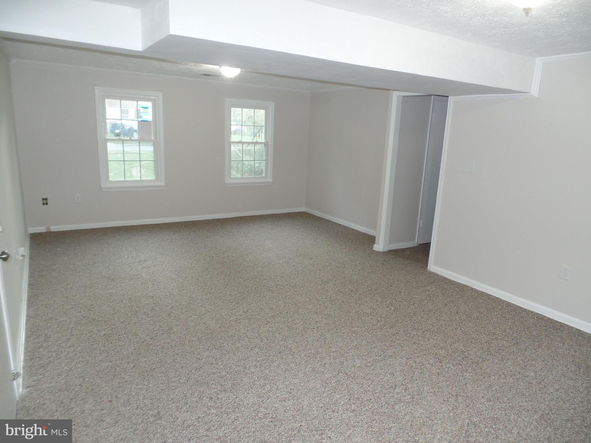 8706 Deborah Street Clinton, MD 20735 - Photo 19 of 28 Family Room