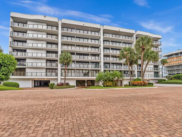 $8,500 | 3440 South Ocean Boulevard, Unit 307N, Palm Beach, FL 33480