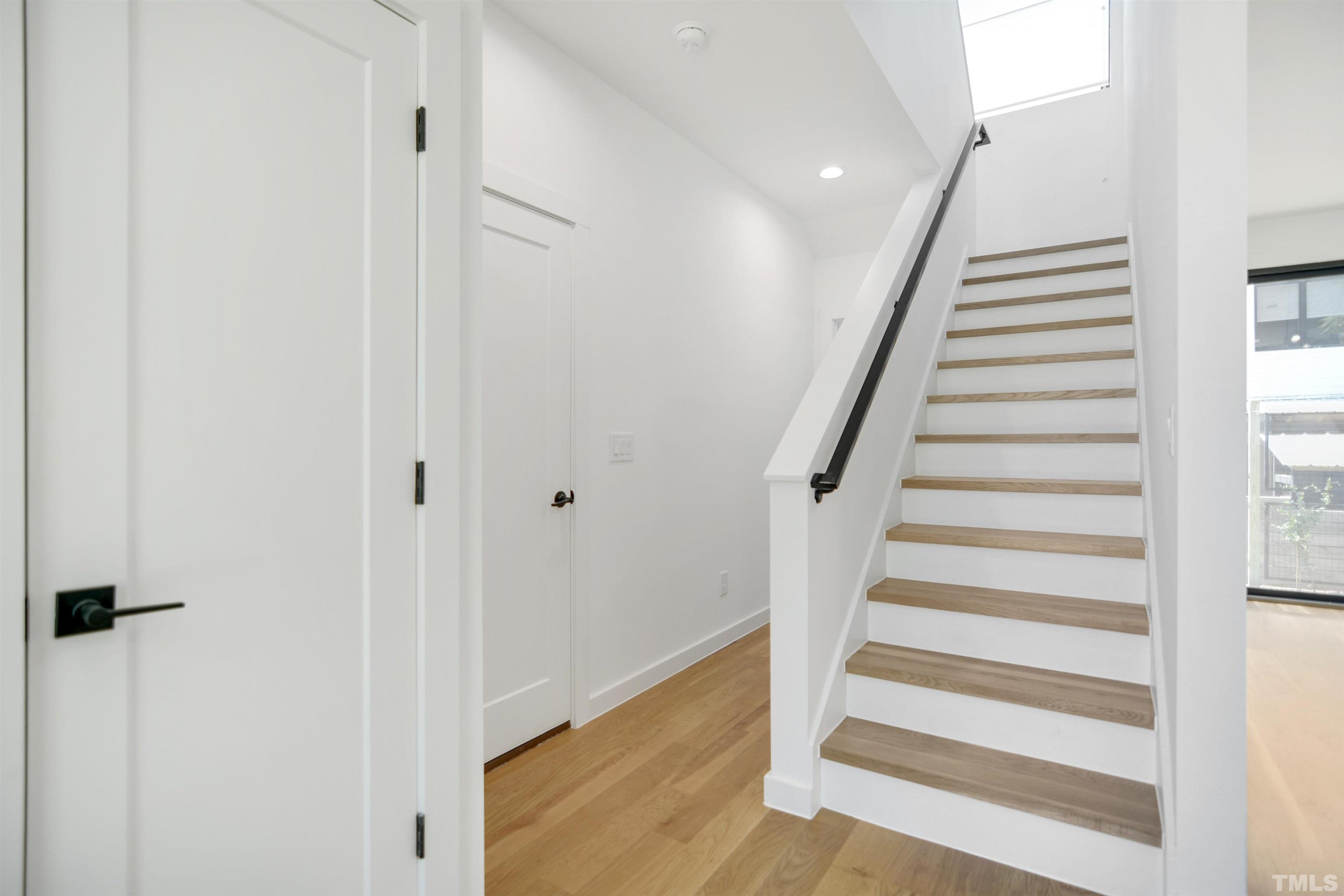 1205 East Lane Street Raleigh, NC 27601 - Photo 5 of 30 Gallery Image 5