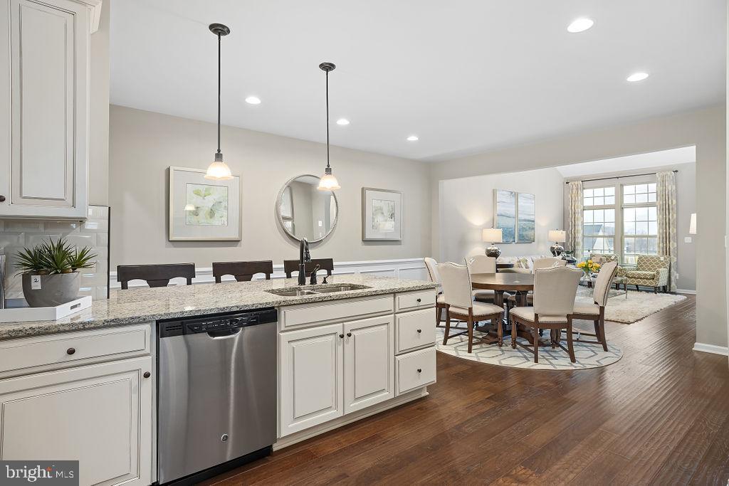 18040 Red Mulberry Road Dumfries, VA 22026 - Photo 16 of 46 KITCHEN