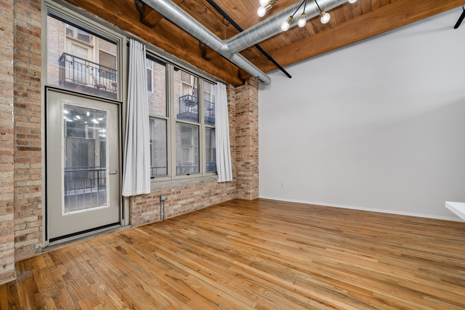 1500 West Monroe Street, Unit 310 Chicago, IL 60607 - Photo 7 of 15 Gallery Image 7