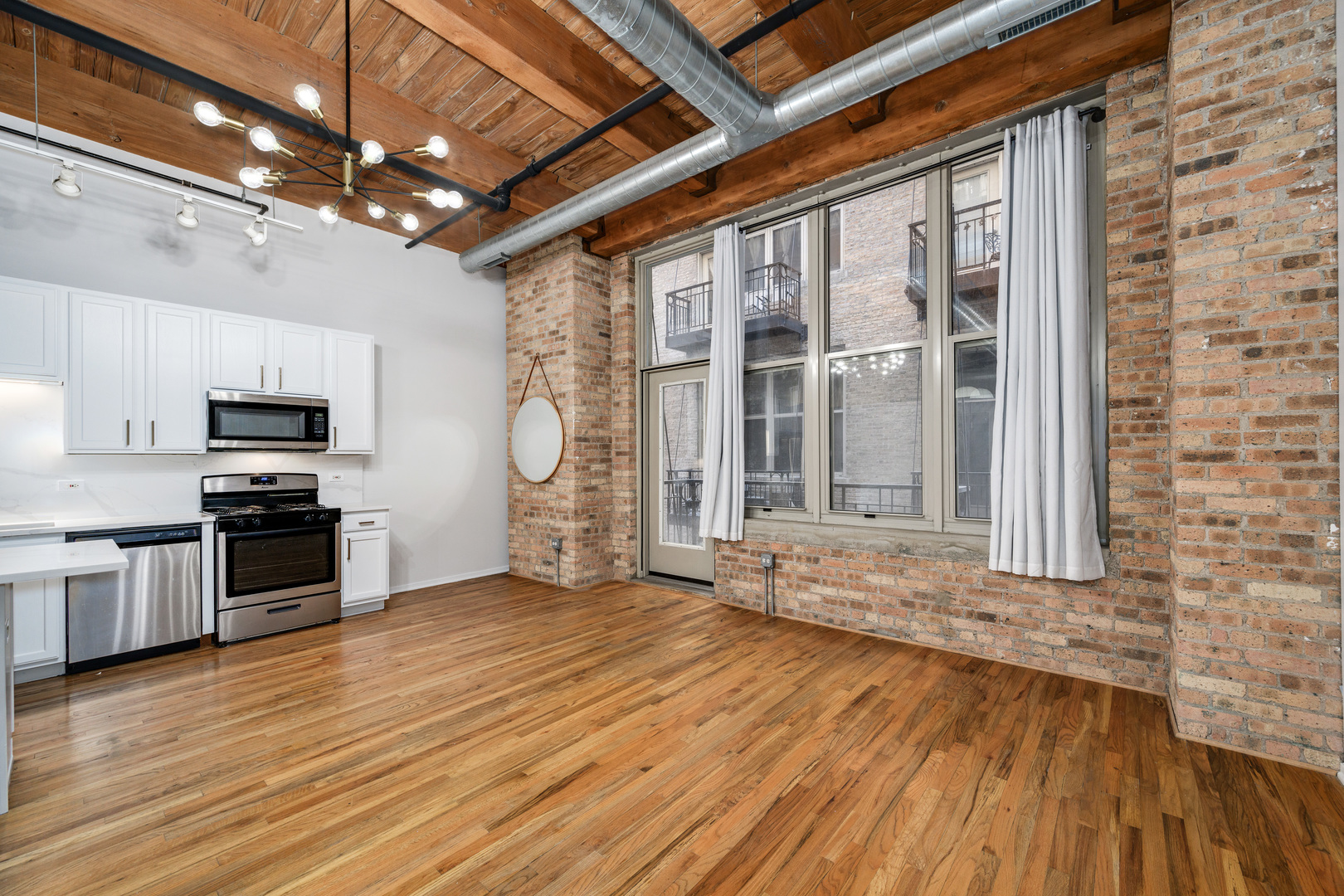 1500 West Monroe Street, Unit 310 Chicago, IL 60607 - Photo 8 of 15 Gallery Image 8