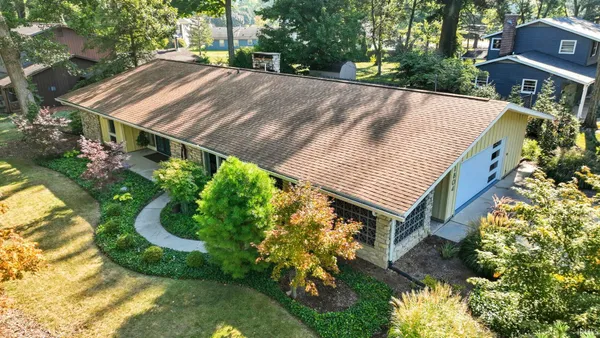 $284,900 | 1804 Forest Valley Drive, Fort Wayne, IN 46815