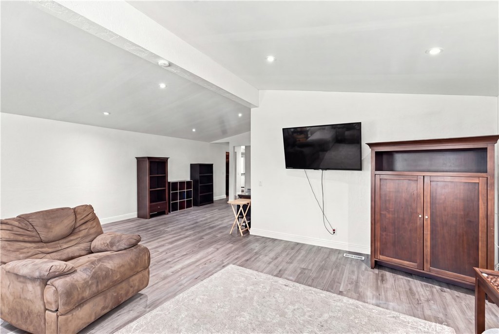 3050 West Ball Road, Unit 200 Anaheim, CA 92804 - Photo 5 of 32 Gallery Image 5
