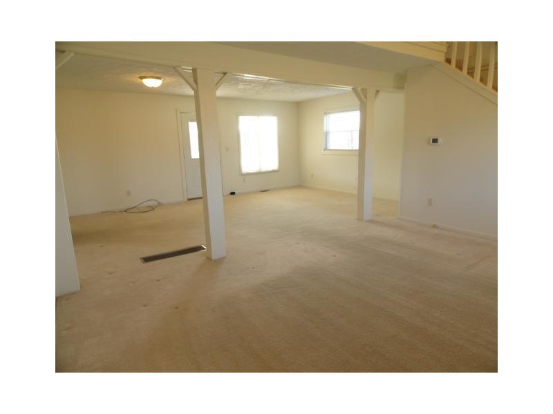 3495 Jordan Road Martinsville, IN 46151 - Photo 3 of 24 Gallery Image 3