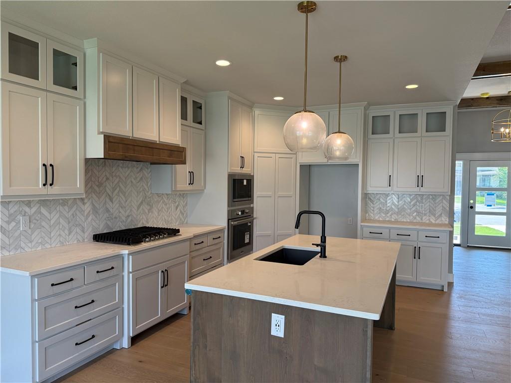 3222 Southwest Enoch Street Lee's Summit, MO 64082 - Photo 7 of 21