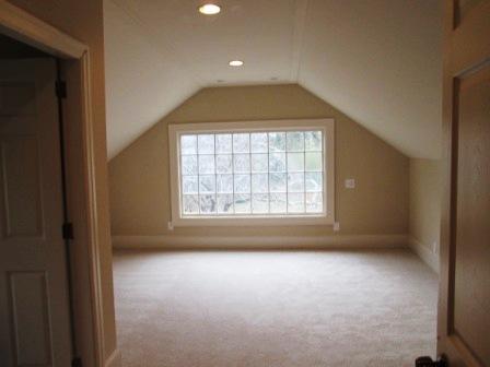 204 Talley Road Chattanooga, TN 37411 - Photo 11 of 14 upper bedroom.JPG