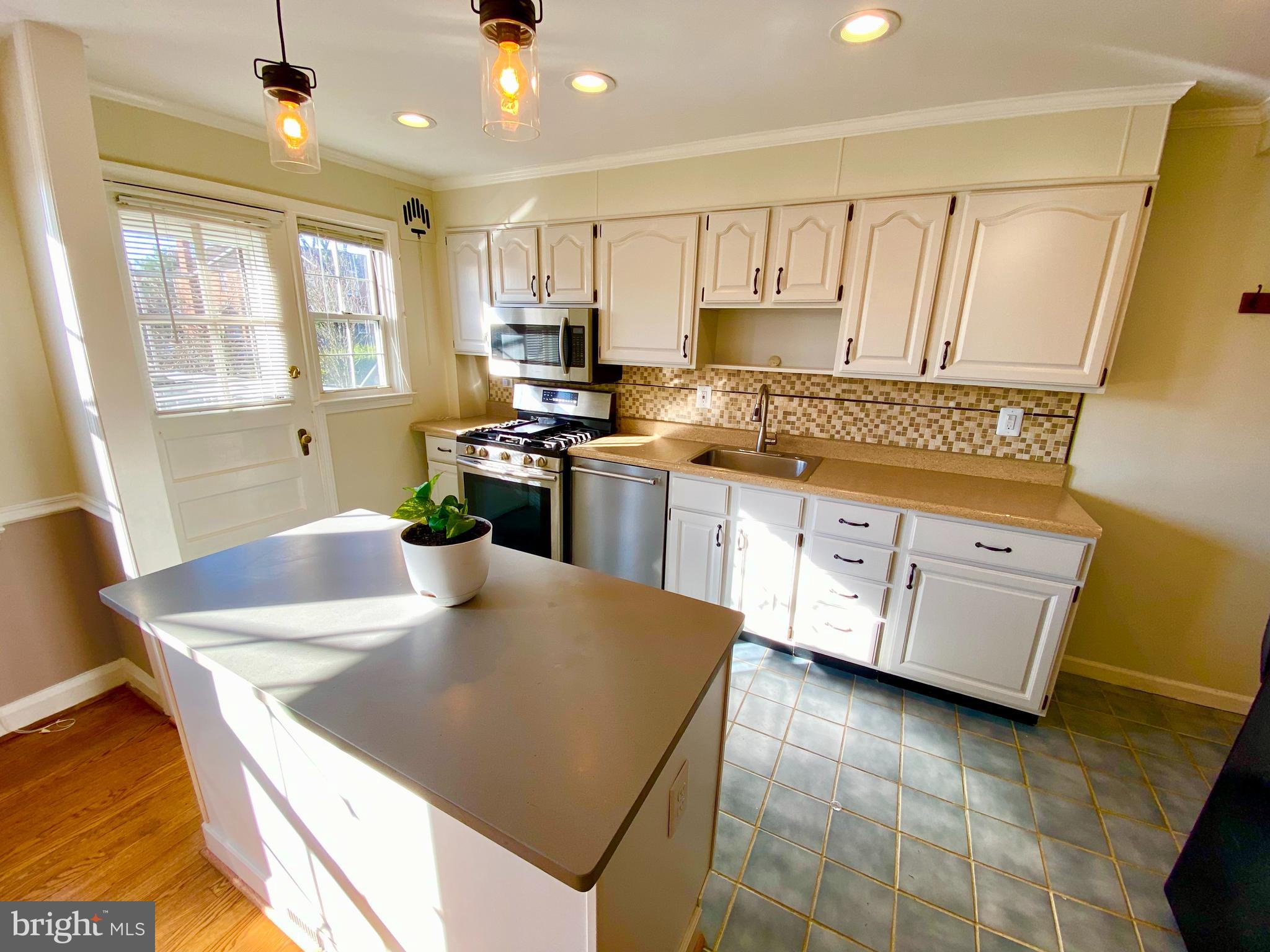 8317 Wyton Road Towson, MD 21286 - Photo 18 of 25