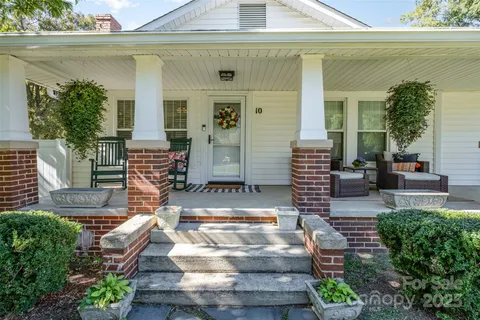 $375,000 | 10 Willowbrook Drive Northwest, Concord, NC 28027