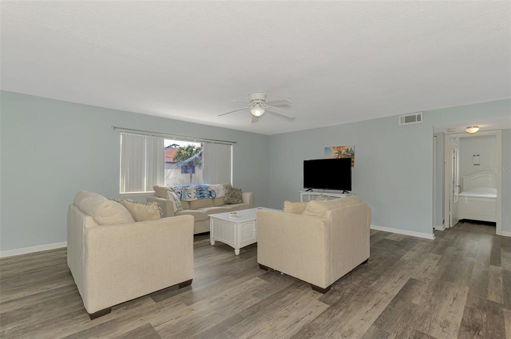 320 Base Avenue East, Unit 224 Venice, FL 34285 - Photo 11 of 30
