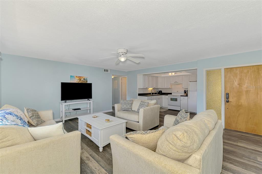 320 Base Avenue East, Unit 224 Venice, FL 34285 - Photo 16 of 30