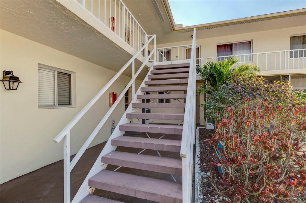 320 Base Avenue East, Unit 224 Venice, FL 34285 - Photo 4 of 30