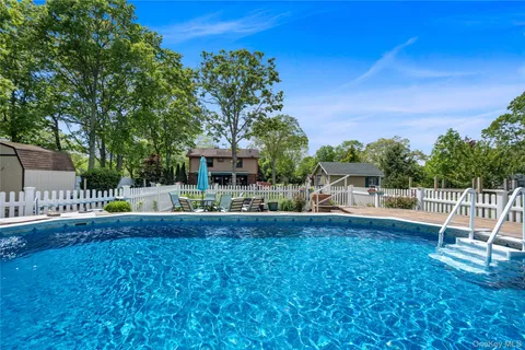 $749,990 | 355 Woodland Avenue, Manorville, NY 11949