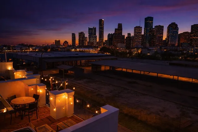 $525,000 | 1728 Dart Street, Houston, TX 77007