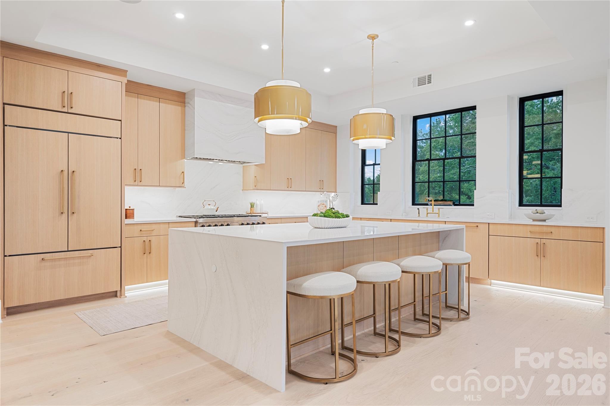 409 Queens Road, Unit 503 Charlotte, NC 28207 - Photo 7 of 30 Gallery Image 7