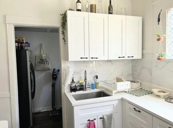 $2,900 | 3508 North Broadway, Unit 1, Chicago, IL 60657