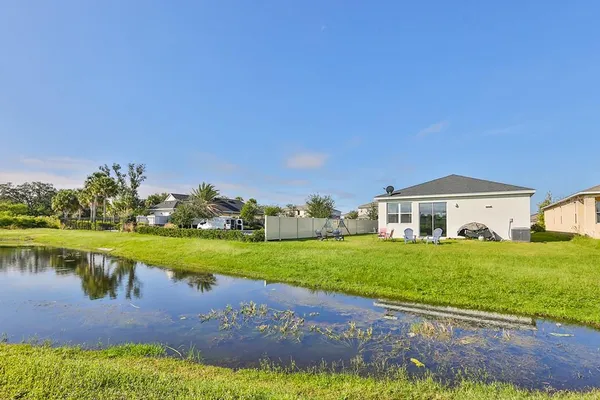 $2,195 | 10546 Medford Lakes Drive, Riverview, FL 33578