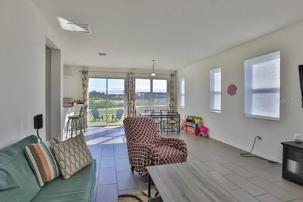 $2,195 | 10546 Medford Lakes Drive, Riverview, FL 33578