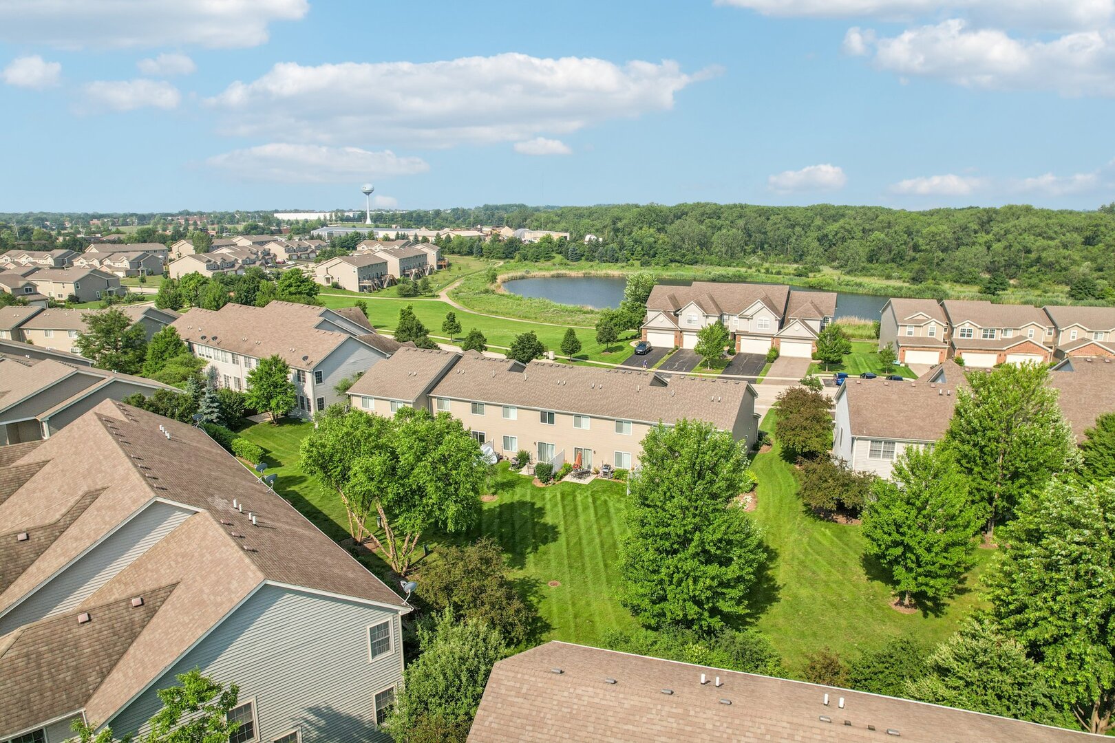 1245 Prairie View Parkway Cary, IL 60013 - Photo 37 of 44