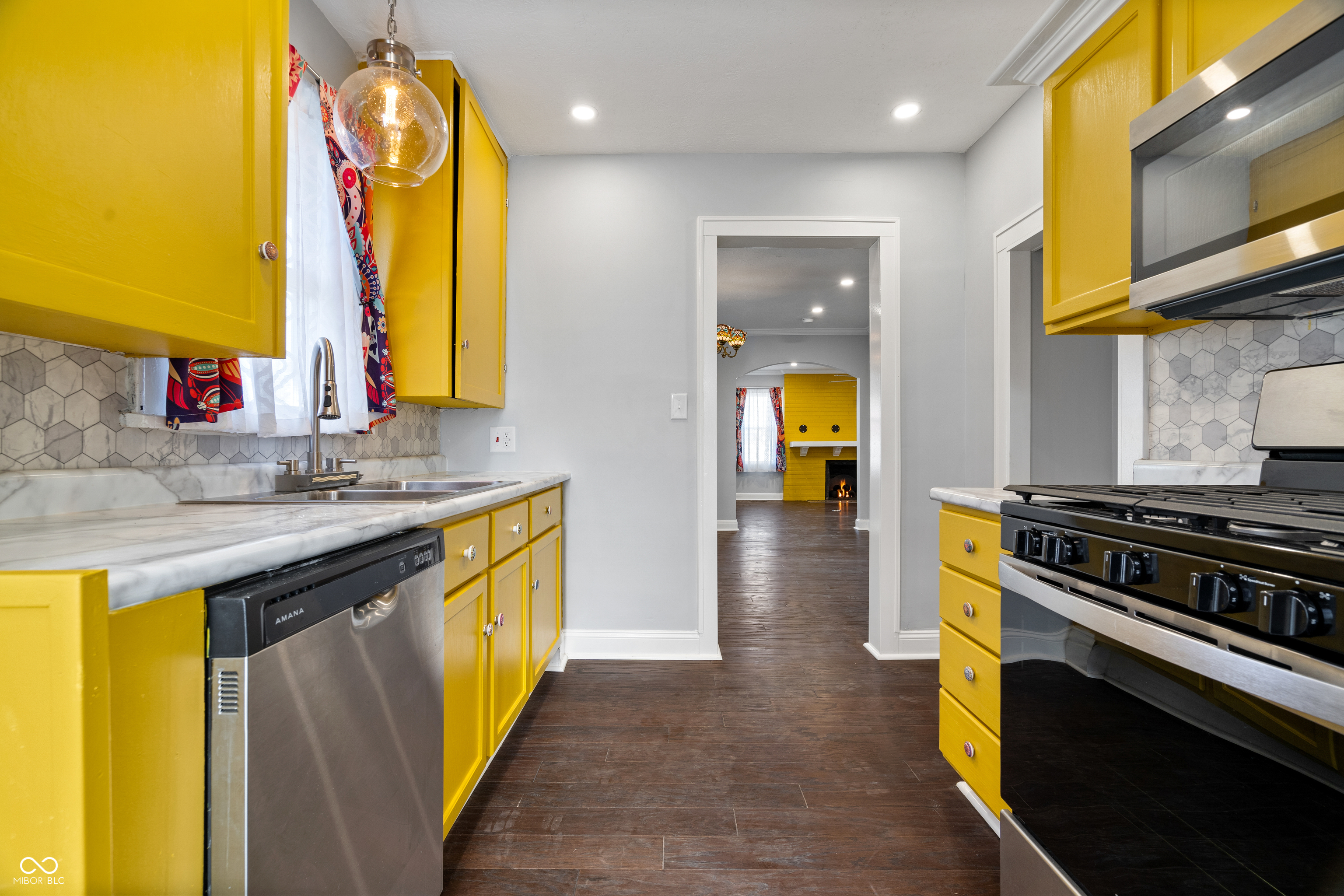 343 West 6th Street Anderson, IN 46016 - Photo 12 of 35