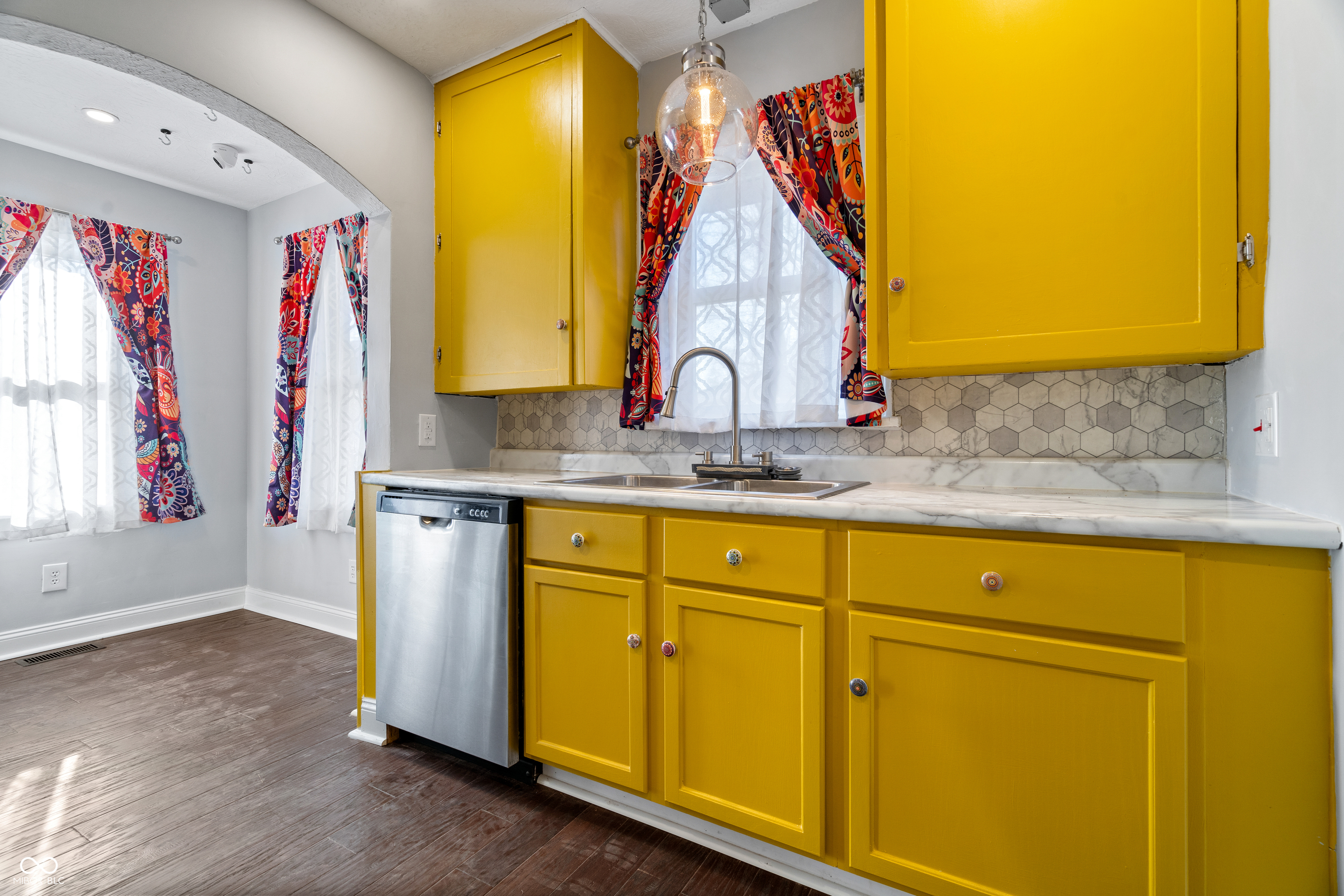 343 West 6th Street Anderson, IN 46016 - Photo 13 of 35