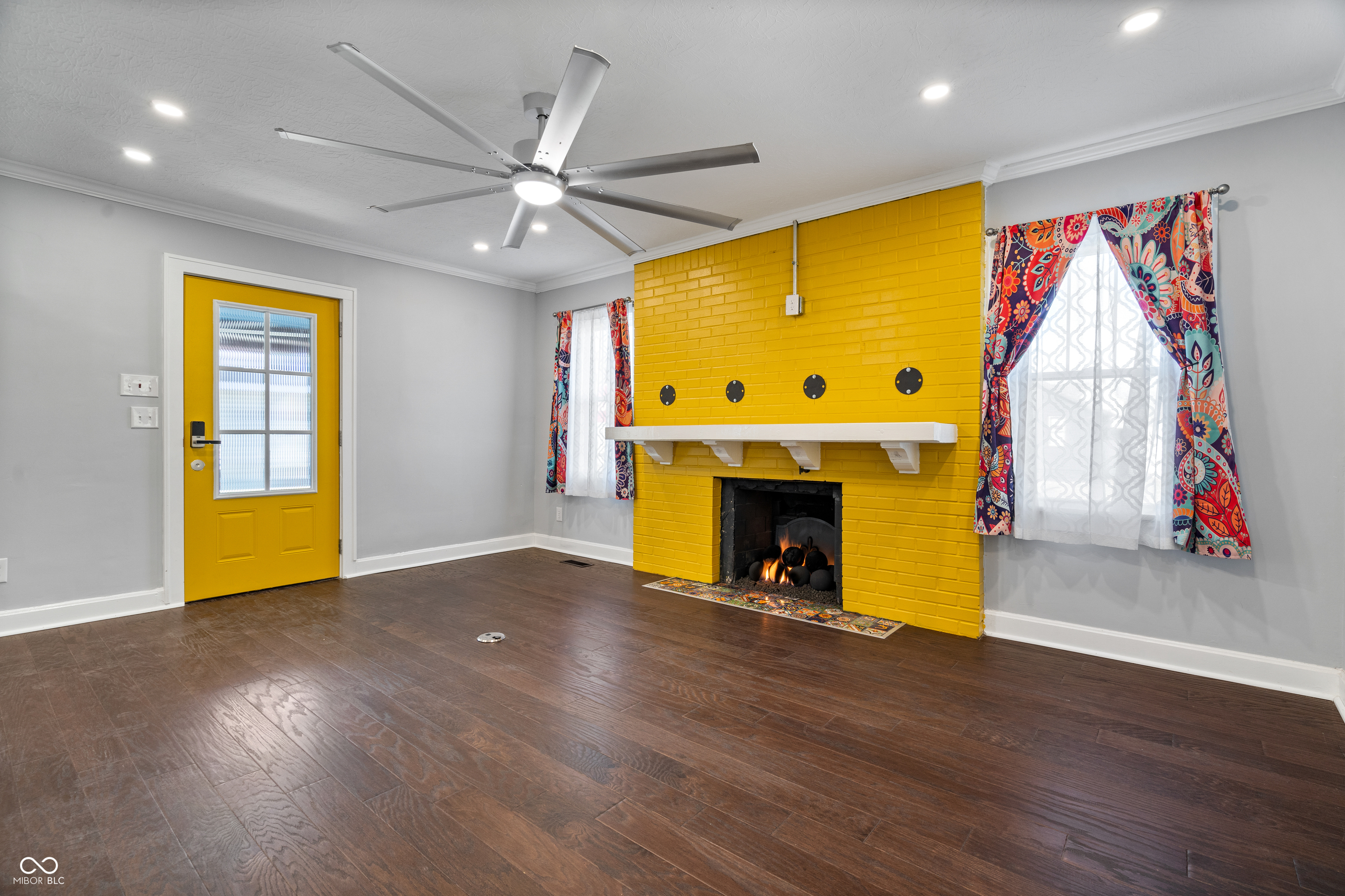 343 West 6th Street Anderson, IN 46016 - Photo 5 of 35