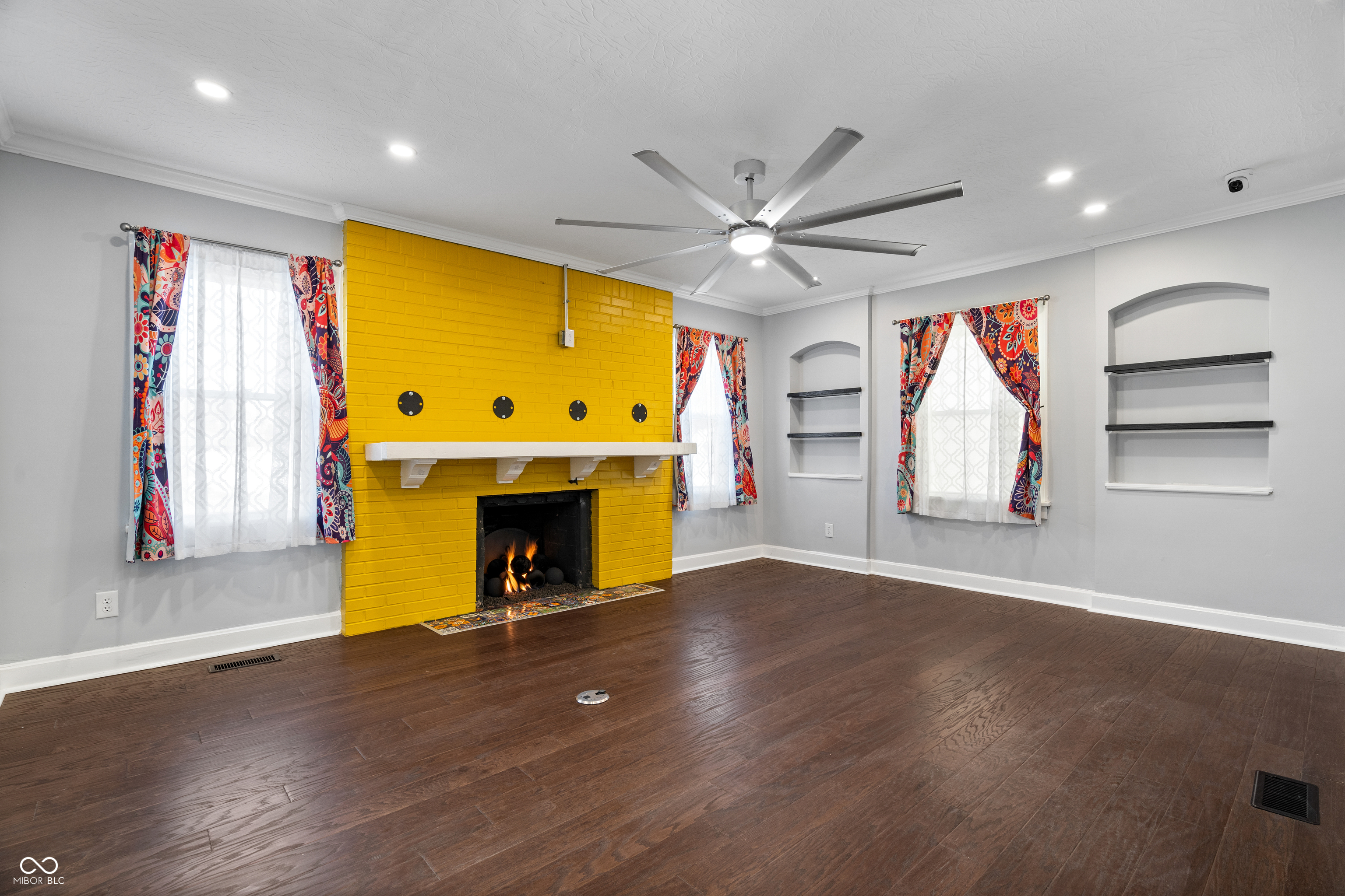 343 West 6th Street Anderson, IN 46016 - Photo 7 of 35