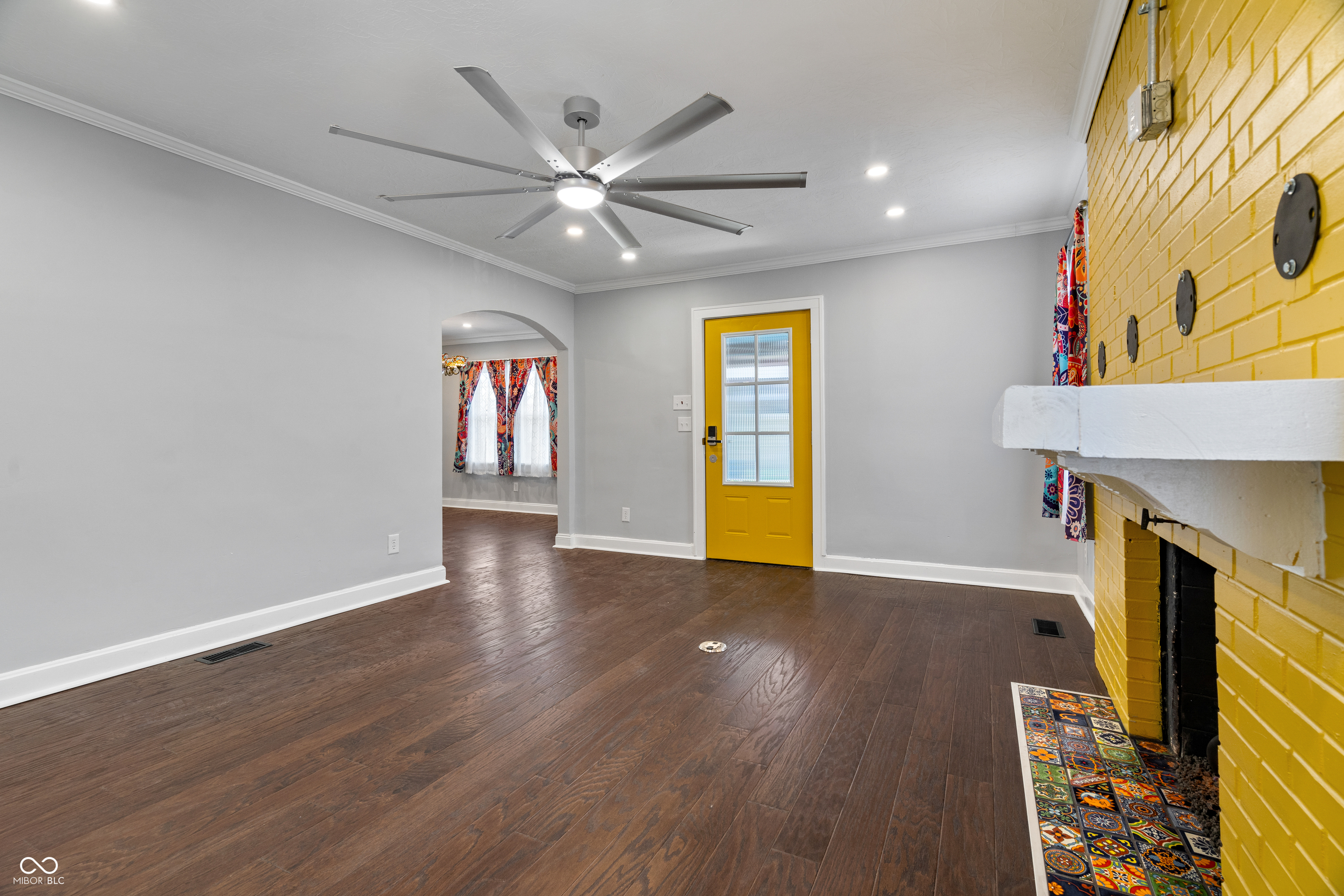 343 West 6th Street Anderson, IN 46016 - Photo 8 of 35