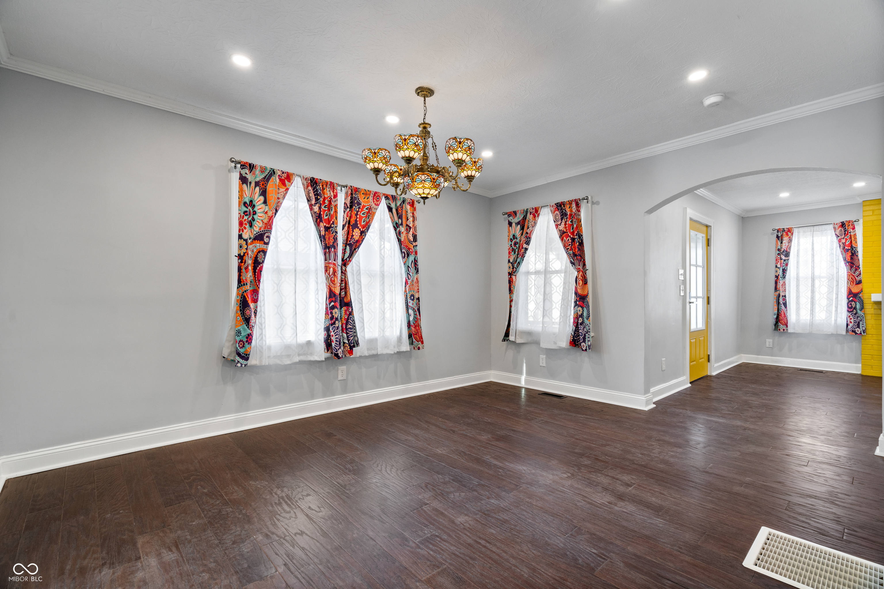 343 West 6th Street Anderson, IN 46016 - Photo 9 of 35