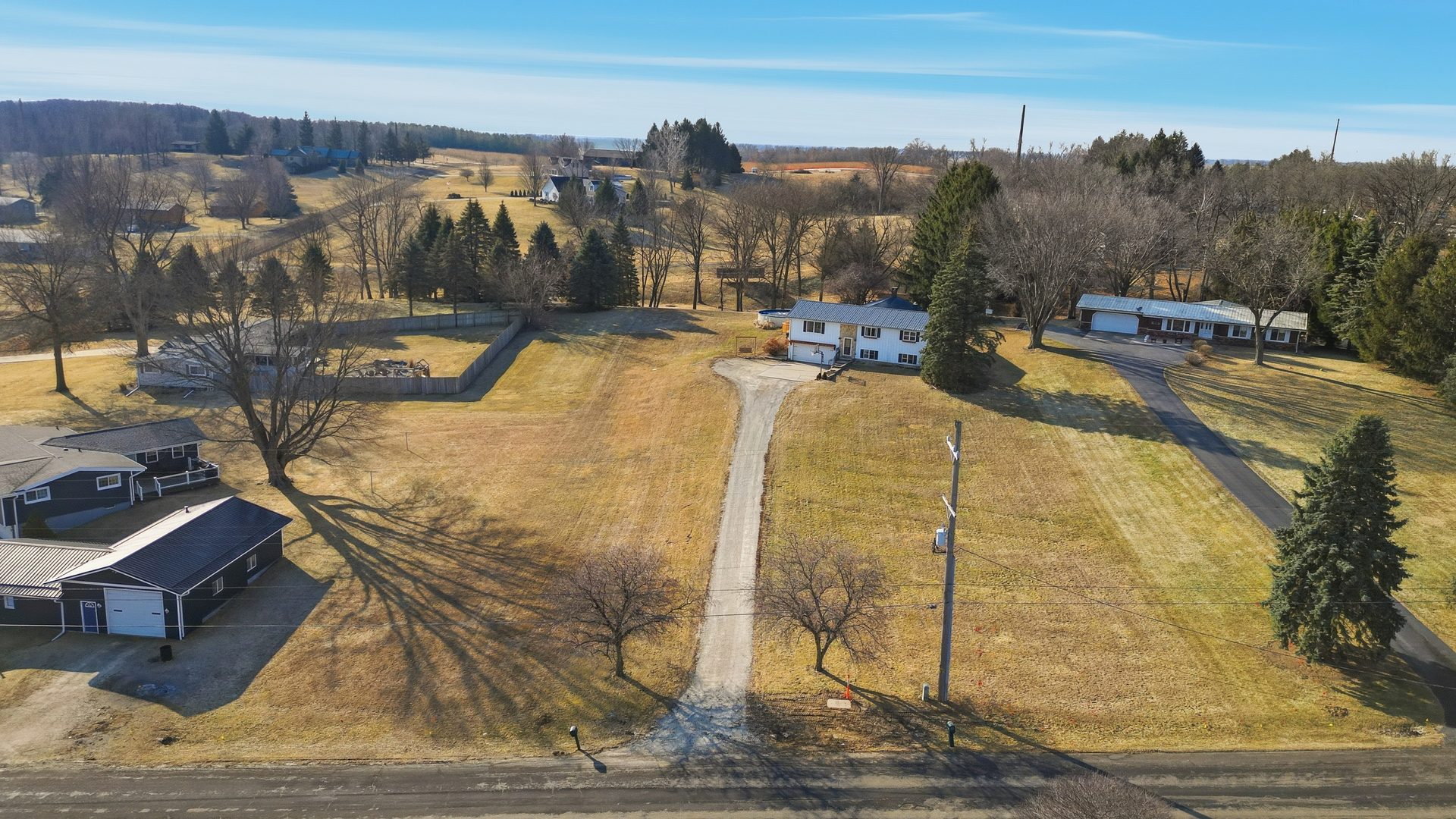 13831 Prairie Center Road Morrison, IL 61270 - Photo 6 of 32