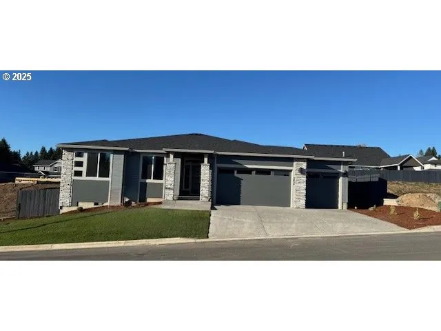 $849,000 | 3614 Northeast 169th Way, Vancouver, WA 98686