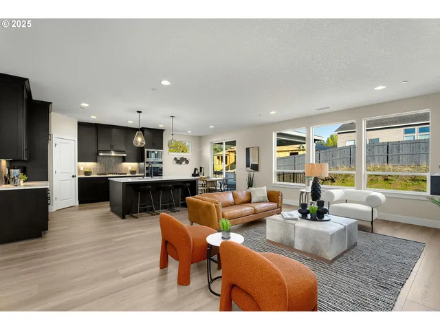 $849,000 | 3614 Northeast 169th Way, Vancouver, WA 98686